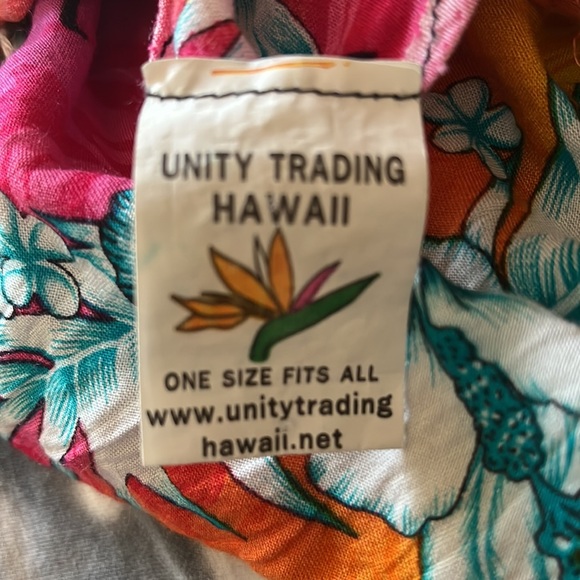 Hawaiian Aloha Swimwear Wrap/Sarong Floral and Multicolored - Picture 6 of 7